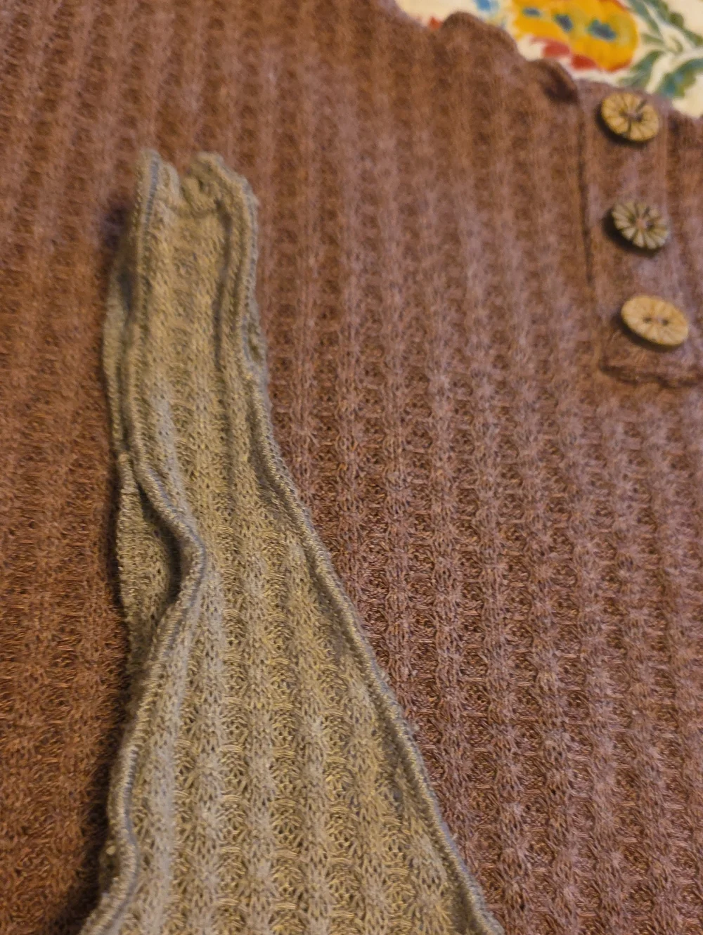 Shein Ribbed Button-Front Tank Tops - Picture 3 of 5